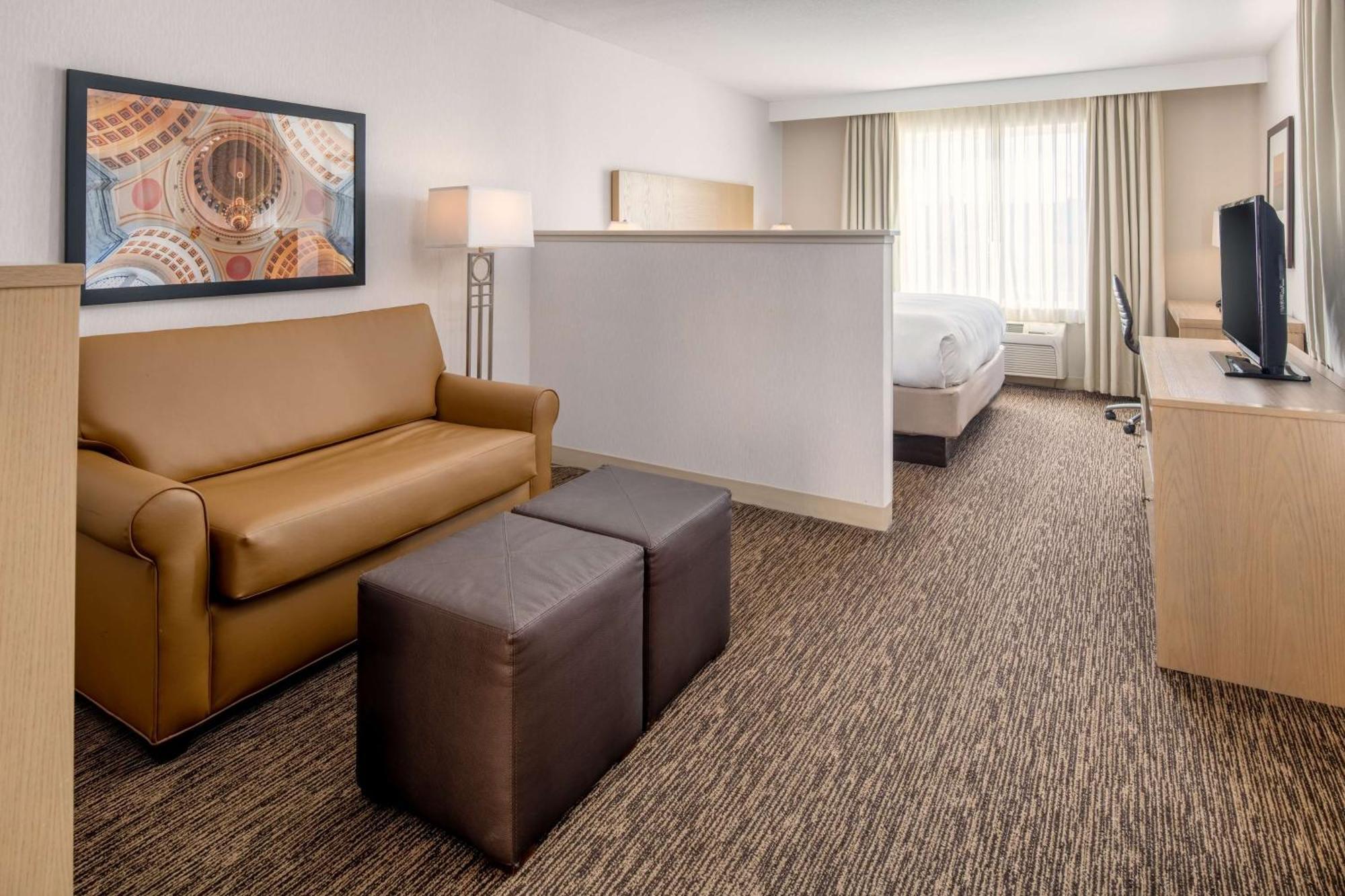 Doubletree By Hilton Olympia Hotel Exterior foto
